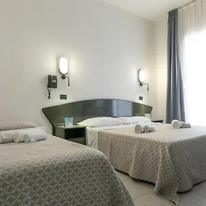 *** Hotel Nobel Italia
